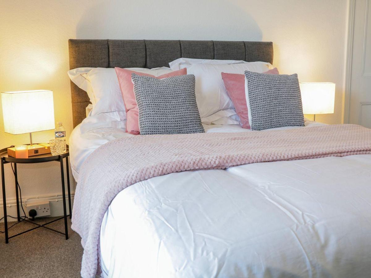 Cadnant Park Maisonette คอนวี ภายนอก รูปภาพ