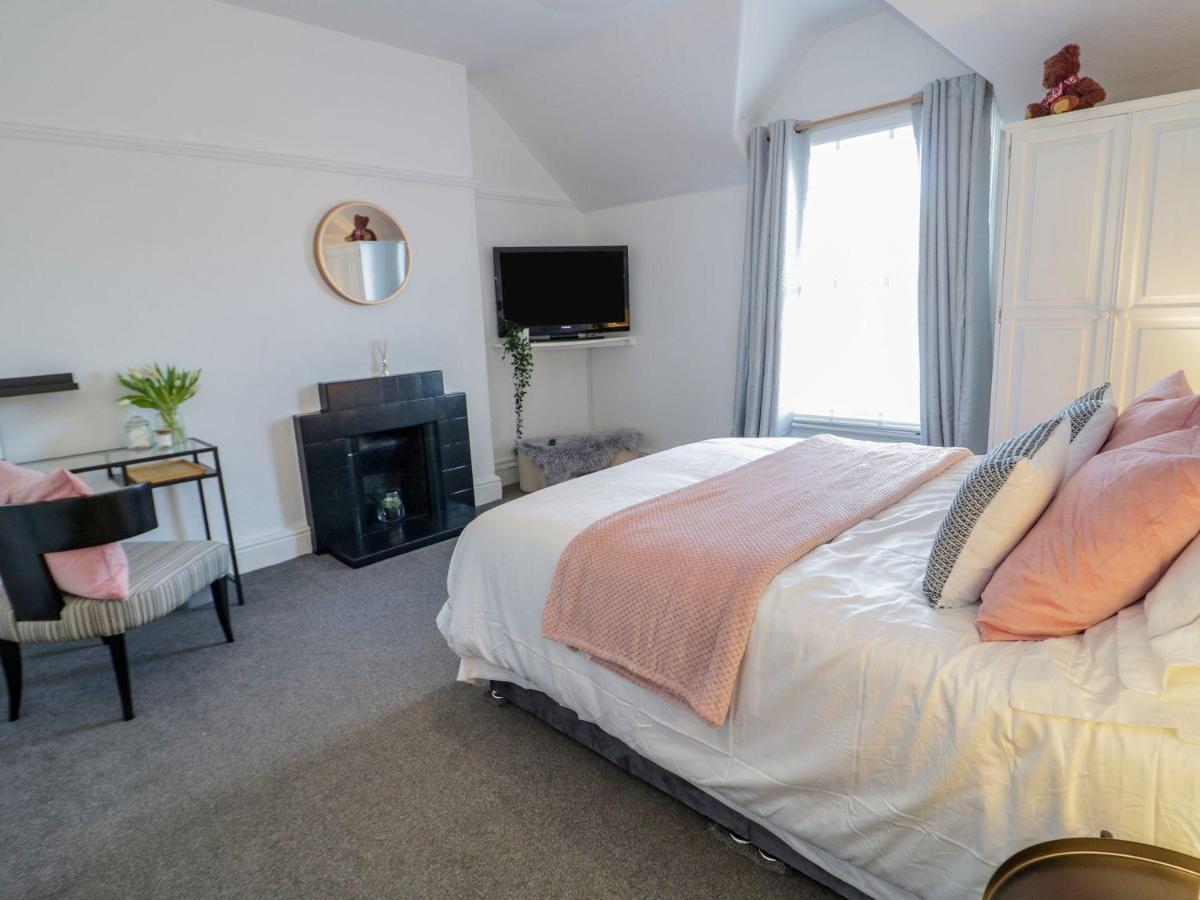 Cadnant Park Maisonette คอนวี ภายนอก รูปภาพ